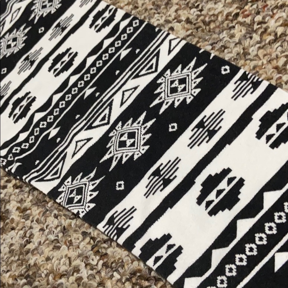 LEGGINGS - Picture 2 of 2